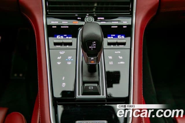Porsche Panamera 2022 — Photo 7/20