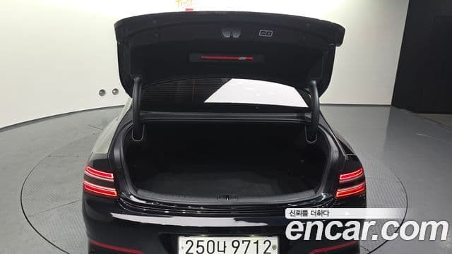 Genesis G80 2020 — Photo 15/20