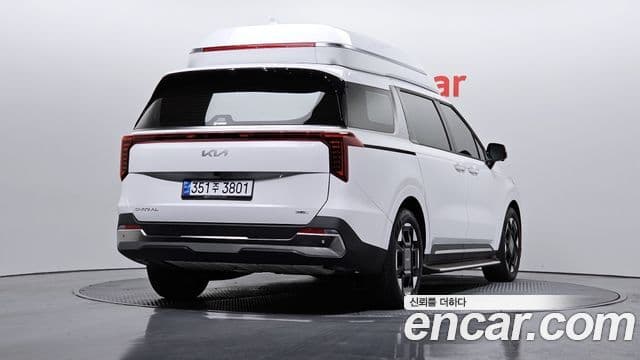Kia Carnival 2025 — Photo 2/20