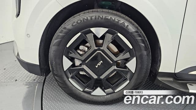 Kia Carnival 2025 — Photo 10/20