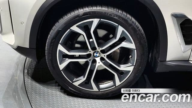 BMW X5 2024 — Фото 5/20