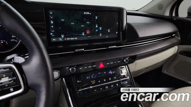 Kia Carnival 2021 — Şəkil 15/20