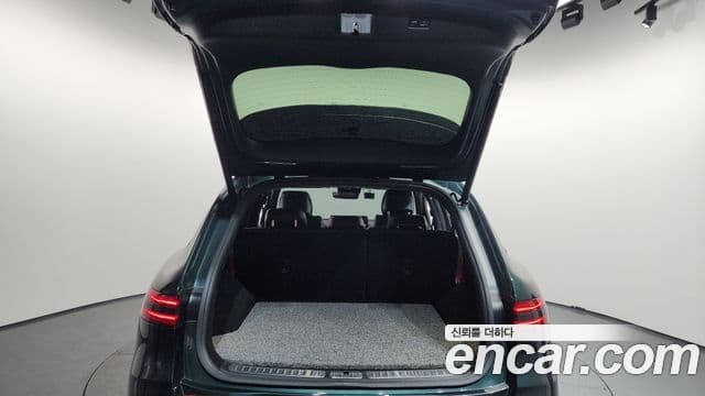 Genesis GV70 2021 — ფოტო 20/20