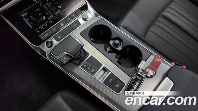 Audi A6 2021 — Şəkil 9/20