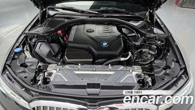 BMW 3 Series 2020 — ფოტო 6/20