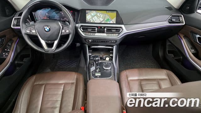 BMW 3 Series 2020 — ფოტო 7/20