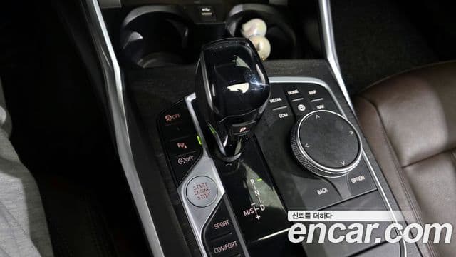 BMW 3 Series 2020 — ფოტო 9/20