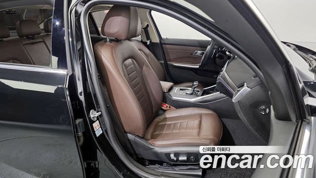 BMW 3 Series 2020 — ფოტო 12/20