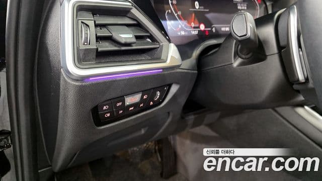 BMW 3 Series 2020 — ფოტო 15/20