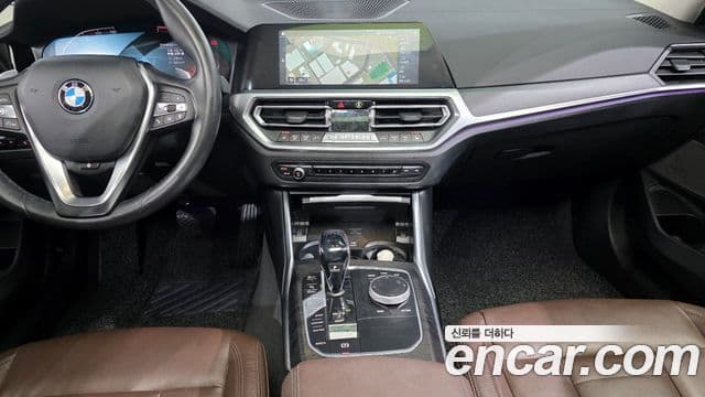 BMW 3 Series 2020 — ფოტო 19/20