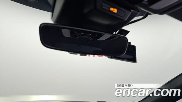 Porsche Macan 2020 — Photo 16/20