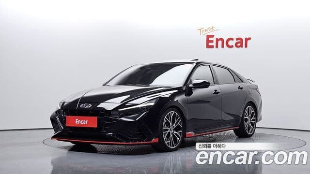 Hyundai The New Avante Hybrid 2022 — Photo 9/20