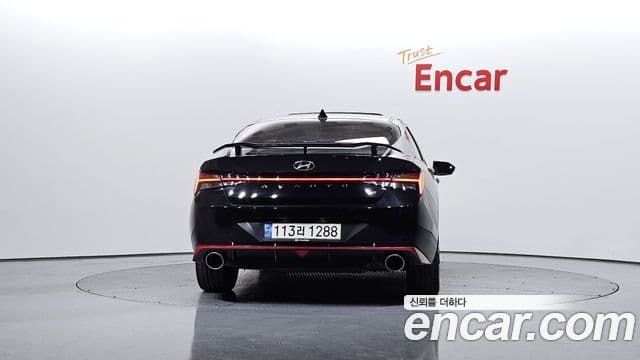 Hyundai The New Avante Hybrid 2022 — Photo 12/20