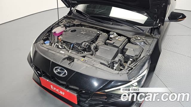 Hyundai The New Avante Hybrid 2022 — Photo 11/20