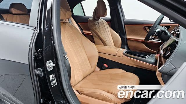 Mercedes-Benz E-Class 2025 — Şəkil 10/20