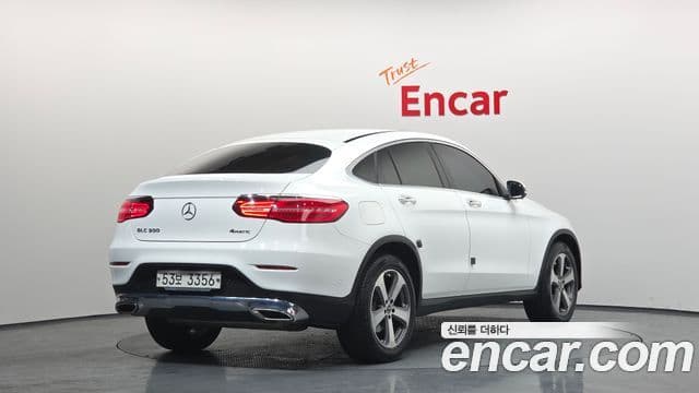 Mercedes-Benz GLC-Class 2019 — Фото 2/20