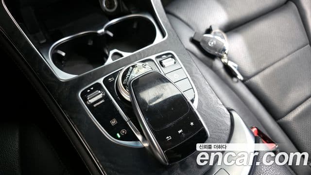 Mercedes-Benz GLC-Class 2019 — Фото 11/20