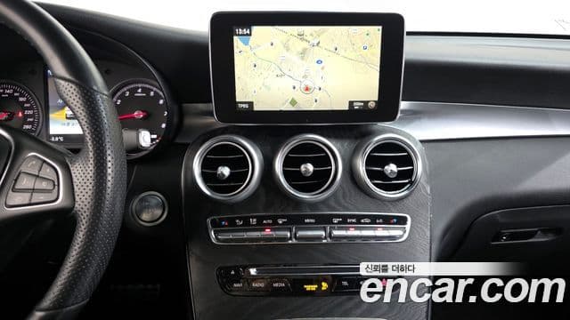 Mercedes-Benz GLC-Class 2019 — Фото 14/20