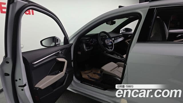 Audi A3 2023 — ფოტო 10/20