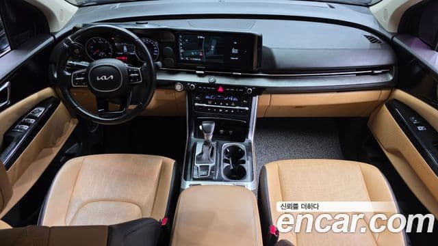Kia Carnival 2021 — ფოტო 7/20