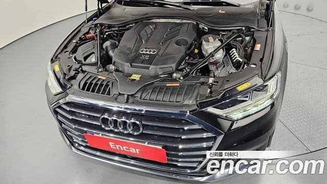 Audi A8 2021 — фото 6 из 20
