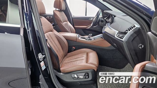 BMW X6 2023 — Фото 11/20