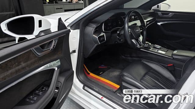 Audi A7 2020 — Şəkil 16/20
