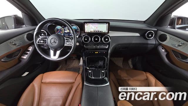 Mercedes-Benz GLC-Class 2021 — Şəkil 7/20