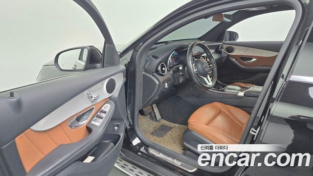 Mercedes-Benz GLC-Class 2021 — Şəkil 10/20