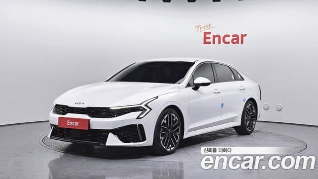 Kia K5 2023 — ფოტო 1/20
