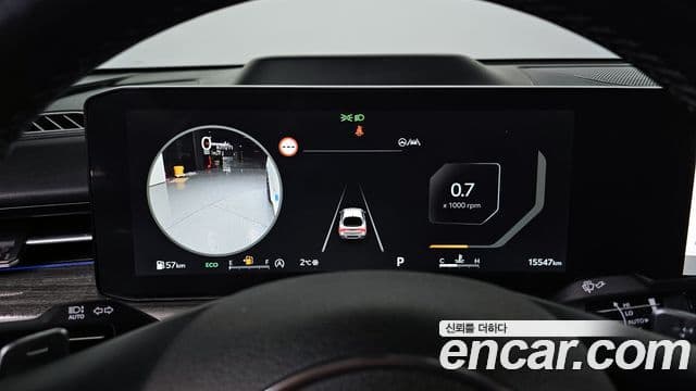 Kia K5 2023 — ფოტო 8/20