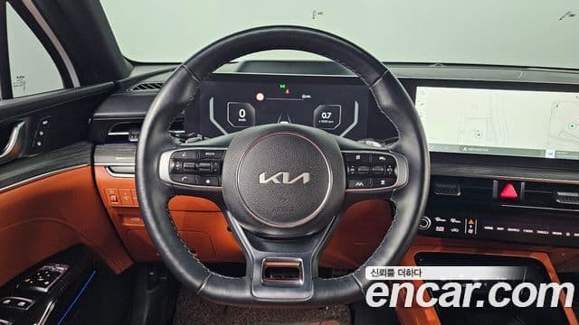 Kia K5 2023 — ფოტო 15/20