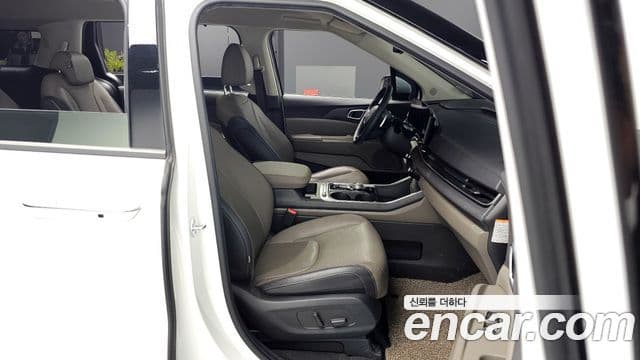Kia Carnival 2024 — Şəkil 18/20