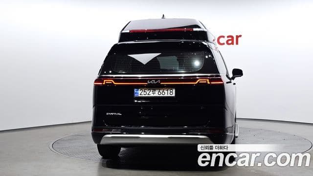 Kia Carnival 2022 — Photo 17/20