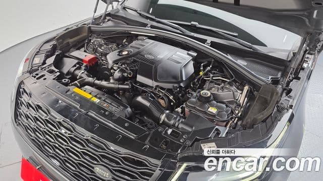 Land Rover Range Rover Velar 2018 — Photo 5/19