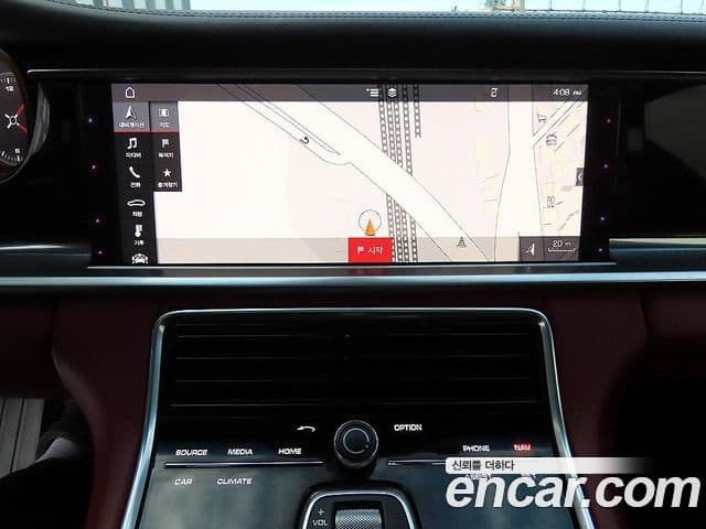 Porsche Panamera 2018 — Şəkil 7/20