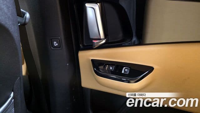 Kia Carnival 2020 — Şəkil 19/20