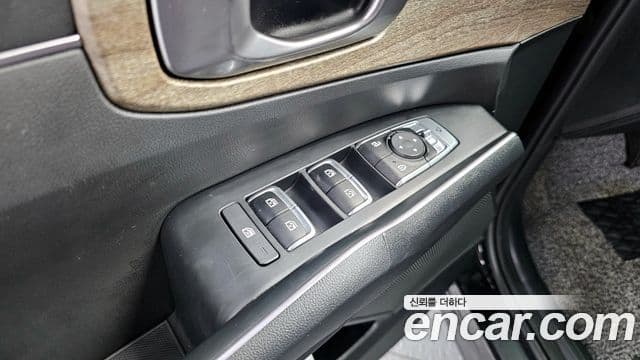 Kia Sorento 2022 — Şəkil 18/20