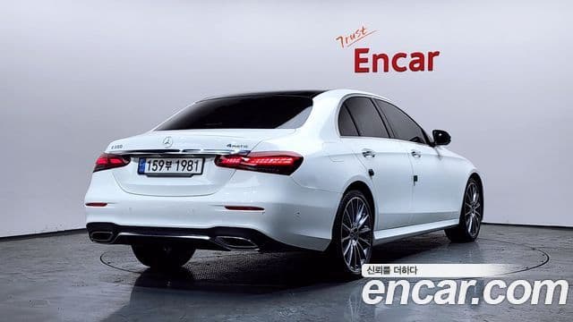 Mercedes-Benz E-Class 2022 — Şəkil 2/20