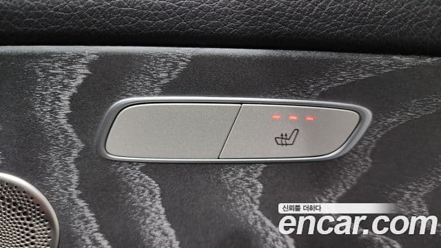 Mercedes-Benz E-Class 2022 — Şəkil 19/20