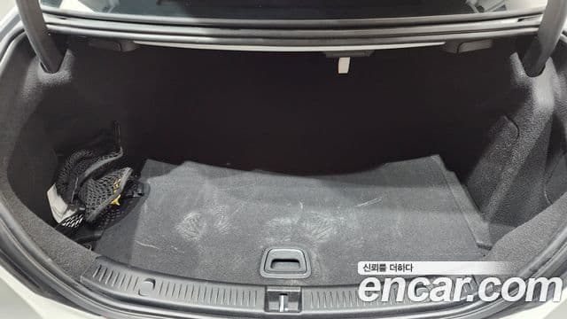 Mercedes-Benz E-Class 2022 — Şəkil 20/20