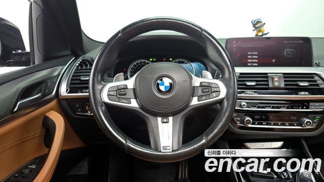 BMW X3 2018 — ფოტო 13/20