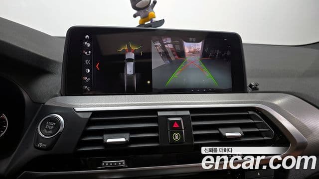 BMW X3 2018 — ფოტო 15/20