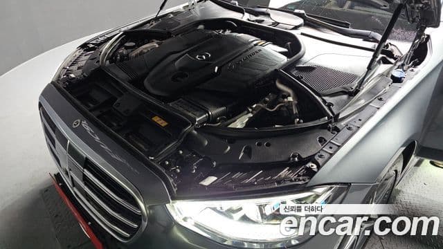 Mercedes-Benz S-Class 2022 — ფოტო 6/20
