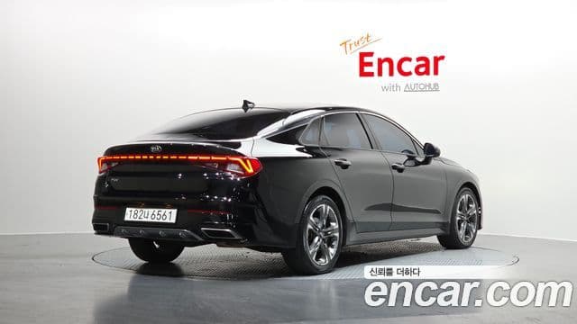 Kia K5 2021 — Şəkil 2/20