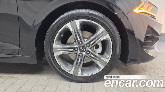 Kia K5 2021 — Şəkil 5/20