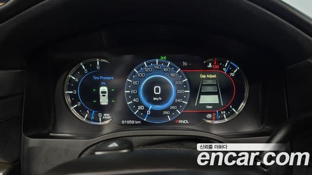 Cadillac Escalade 2018 — Şəkil 8/20