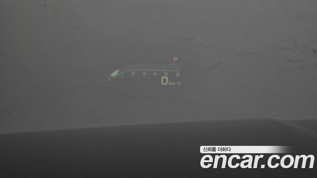 Cadillac Escalade 2018 — Şəkil 18/20