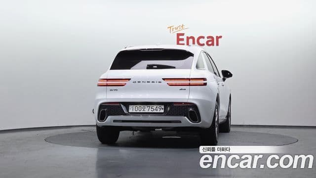 Genesis GV70 2021 — ფოტო 11/20