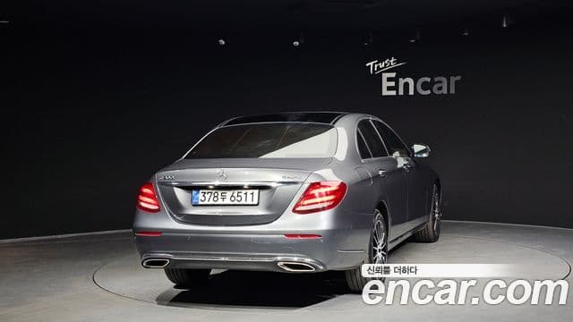 Mercedes-Benz E-Class 2019 — Şəkil 4/20